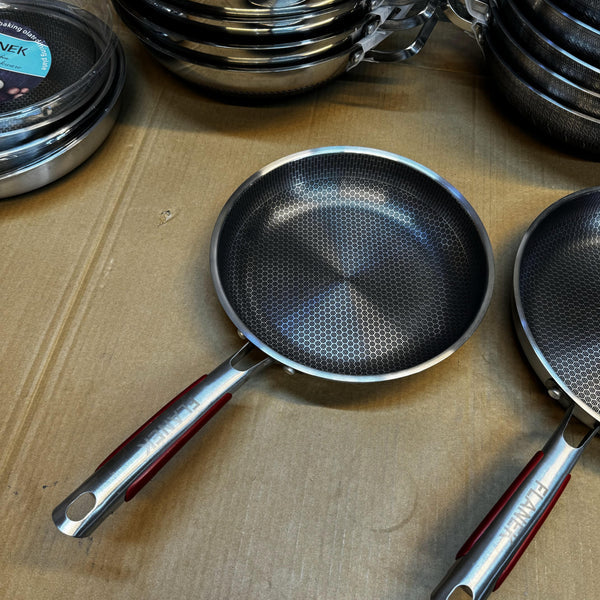 lot Imported Laser Crafted Non Stick 3 Ply Pan & Wok