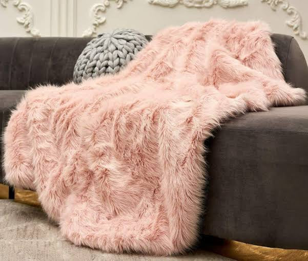 Luxury shaggy blanket